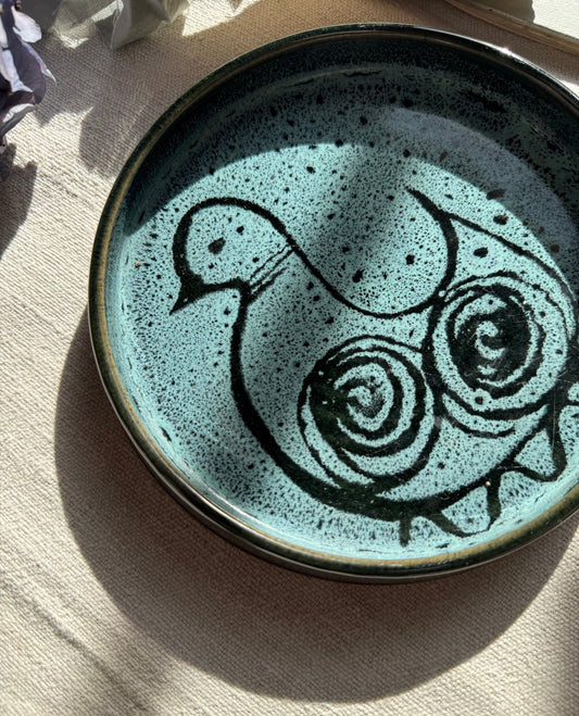 Mid-century decorative bird plate