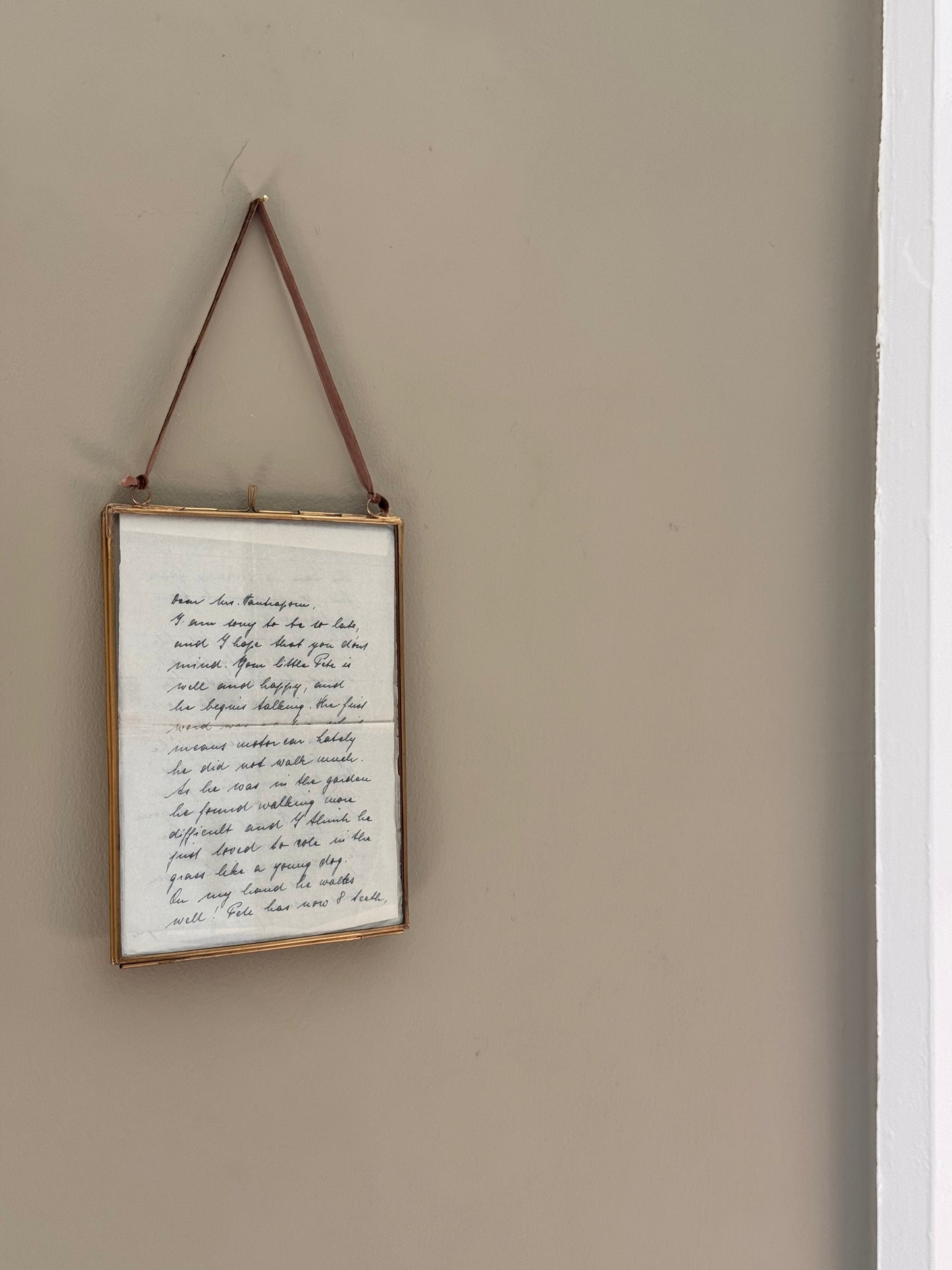 Large hanging glass display frame | portrait